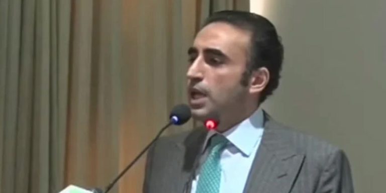 اسين بند ڪمرن ۾ ويهي آزاد ڪشمير جي حڪومت نه هلائينداسين: بلاول ڀٽو زرداري