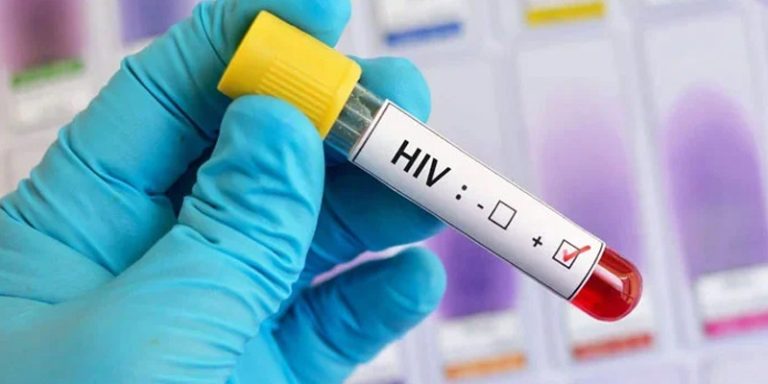 سنڌ ۾ ٻارن ۾ ايڇ آءِ وي ڪيسن ۾ واڌ