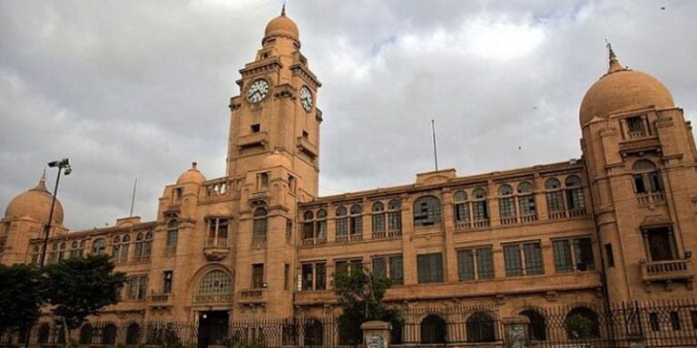 ڪراچي: ڪي ايم سي پاران اورنگي ٽاؤن شپ ۾ چائنا ڪٽنگ خلاف جاچ جو فيصلو.