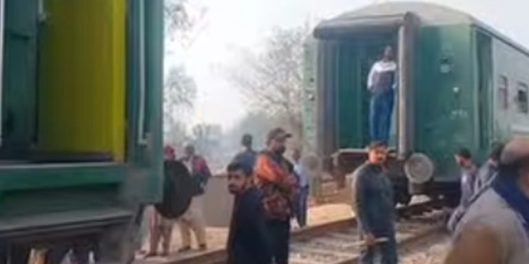 گهوٽڪي: لاهور کان ڪراچي ويندڙ پاڪ بزنس ٽرين وڏي حادثي کان بچي وئي